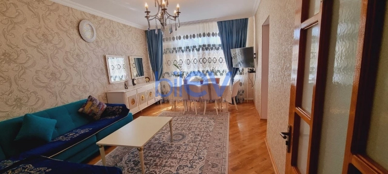 Satış 5 otaqlı Köhnə Tikili bina evi  110m², Bakı