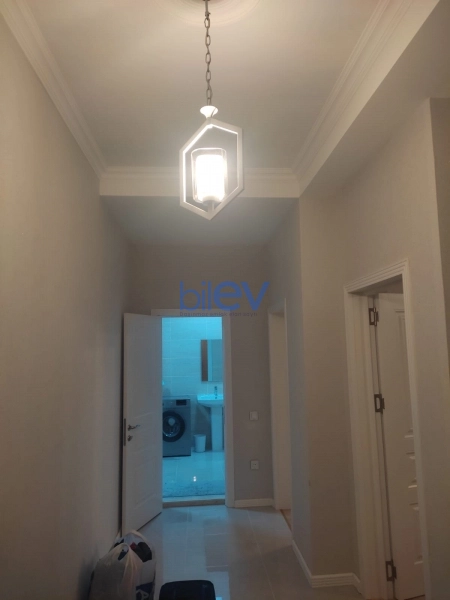 Aylıq Kirayə 2 otaqlı Yeni Tikili bina evi  90m², Bakı