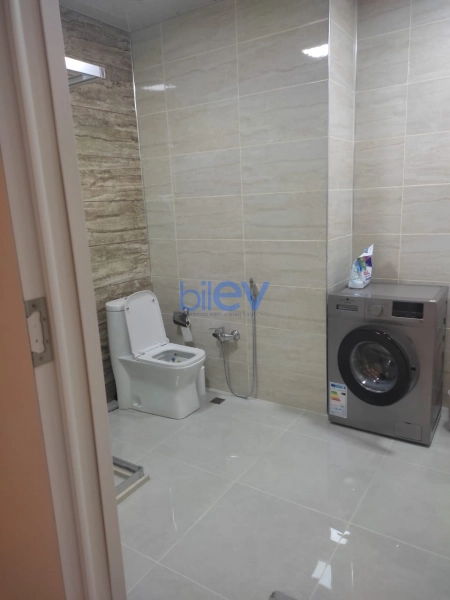 Aylıq Kirayə 2 otaqlı Yeni Tikili bina evi  90m², Bakı