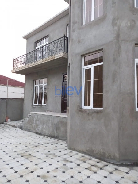 Satış 5 otaqlı Həyət evi  200m², Bakı
