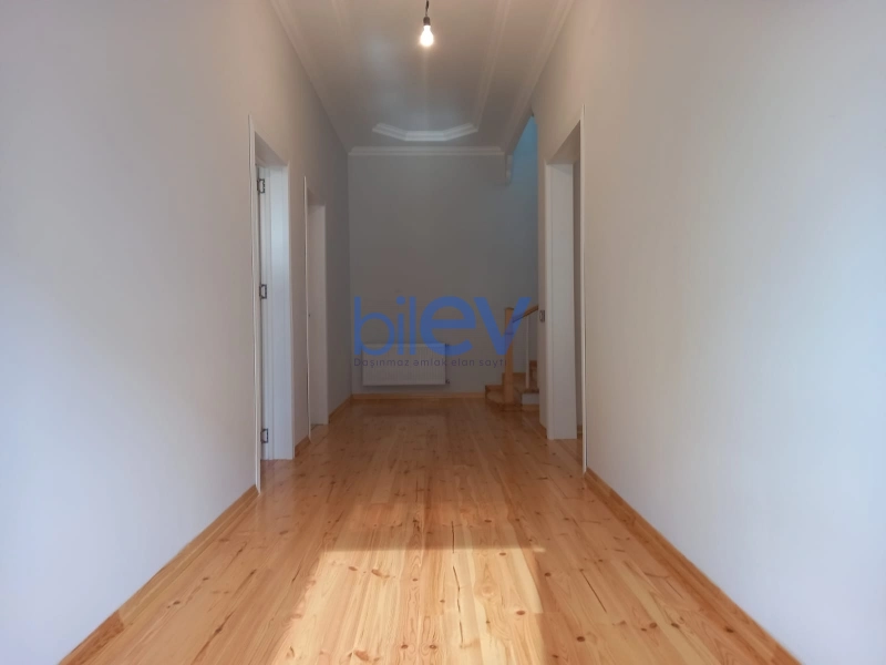 Satış 5 otaqlı Həyət evi  200m², Bakı