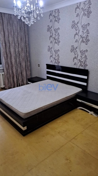 Aylıq Kirayə 3 otaqlı Köhnə Tikili bina evi  80m², Bakı