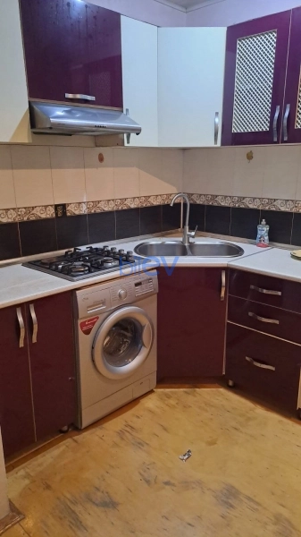 Aylıq Kirayə 3 otaqlı Köhnə Tikili bina evi  80m², Bakı
