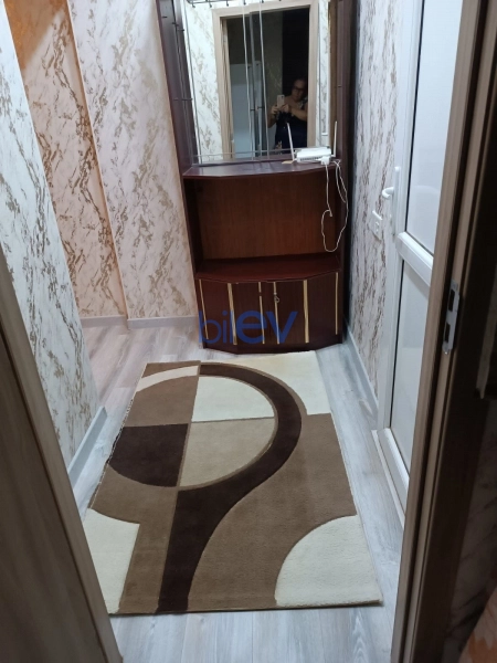Aylıq Kirayə 2 otaqlı Köhnə Tikili bina evi  80m², Bakı