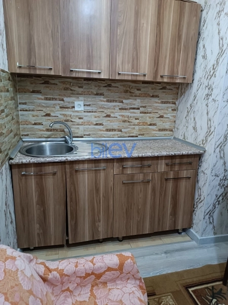 Aylıq Kirayə 2 otaqlı Köhnə Tikili bina evi  80m², Bakı