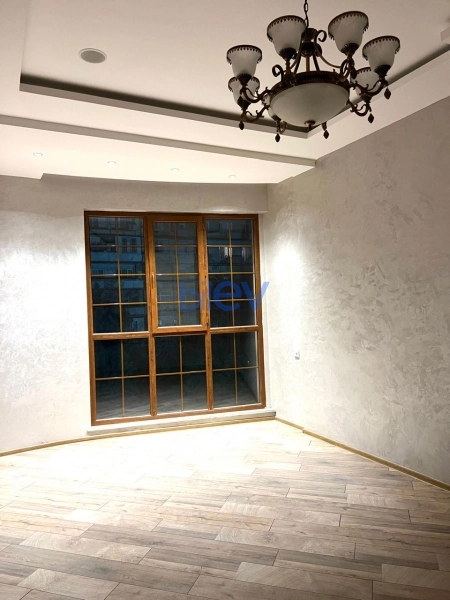 Aylıq Kirayə 2 otaqlı Yeni Tikili bina evi  130m², Bakı