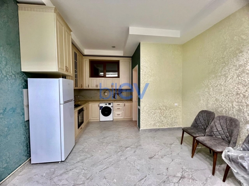 Aylıq Kirayə 2 otaqlı Yeni Tikili bina evi  130m², Bakı