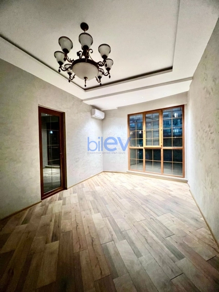 Aylıq Kirayə 2 otaqlı Yeni Tikili bina evi  130m², Bakı