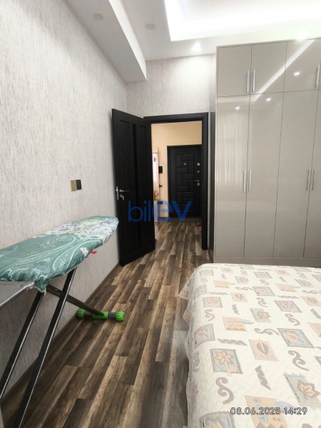 Aylıq Kirayə 2 otaqlı Yeni Tikili bina evi  80.00m², Bakı