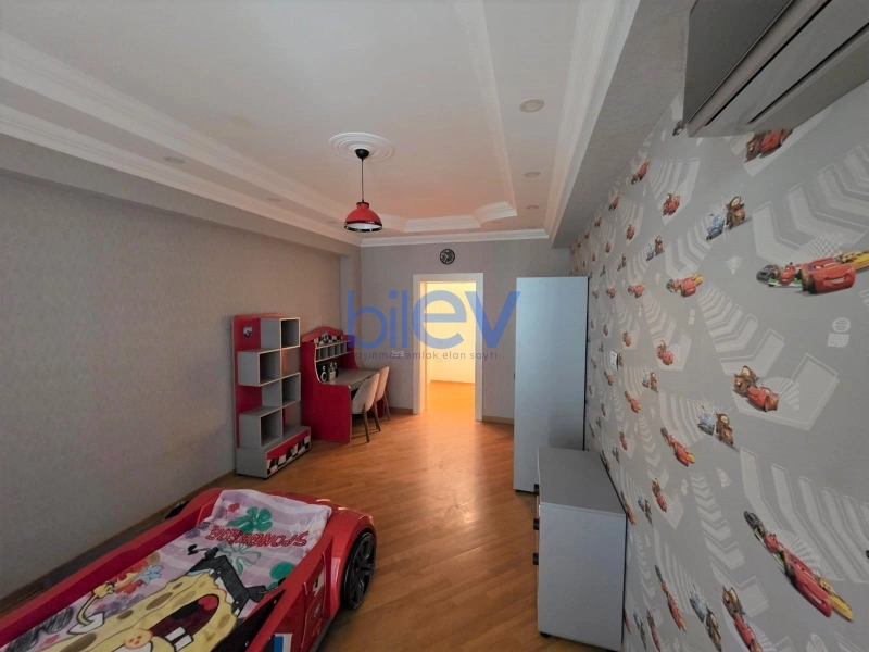 Aylıq Kirayə 5 otaqlı Yeni Tikili bina evi  263m², Bakı