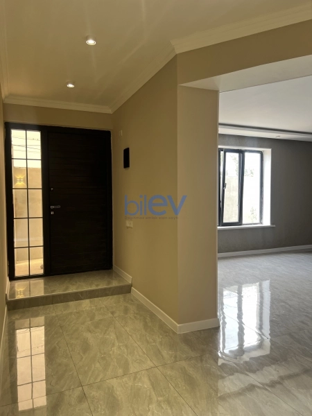 Satış 8 otaqlı Həyət evi  280m², Bakı