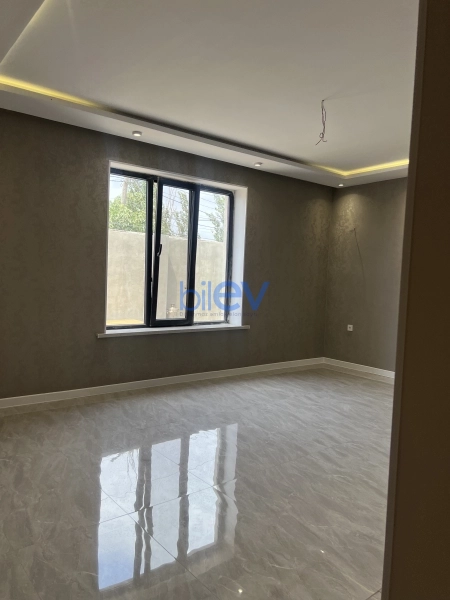 Satış 8 otaqlı Həyət evi  280m², Bakı