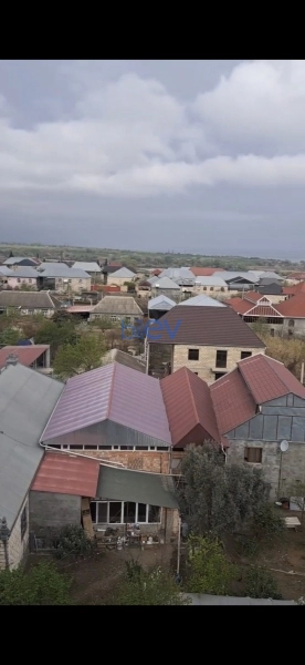 Satış 2 otaqlı Köhnə Tikili bina evi  65m², Şəmkir