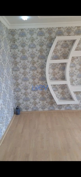 Satış 2 otaqlı Köhnə Tikili bina evi  65m², Şəmkir
