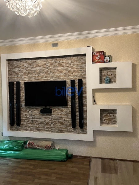 Satış 2 otaqlı Köhnə Tikili bina evi  50m², Bakı