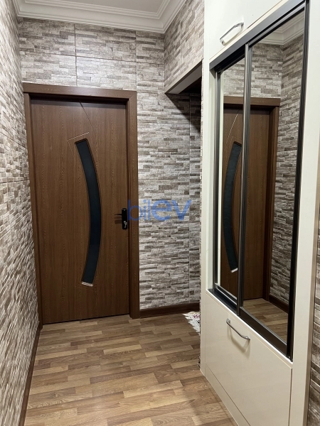 Satış 2 otaqlı Köhnə Tikili bina evi  50m², Bakı