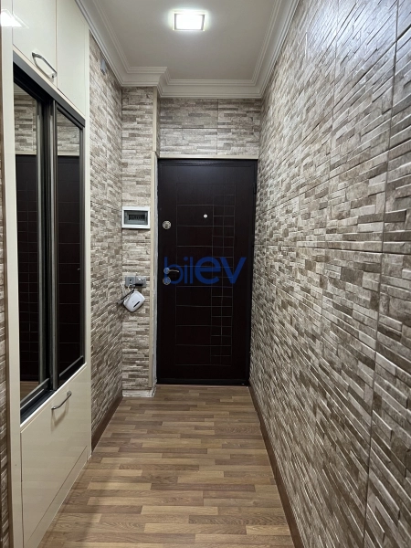 Satış 2 otaqlı Köhnə Tikili bina evi  50m², Bakı