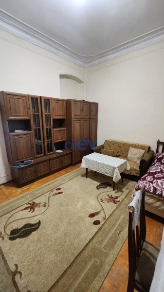 Aylıq Kirayə 2 otaqlı Köhnə Tikili bina evi  45m², Bakı