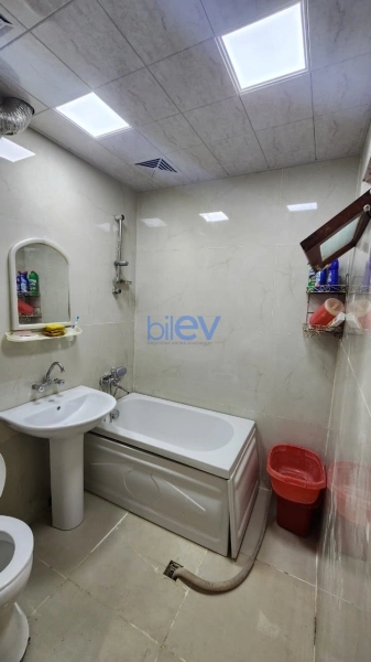 Aylıq Kirayə 2 otaqlı Köhnə Tikili bina evi  45m², Bakı