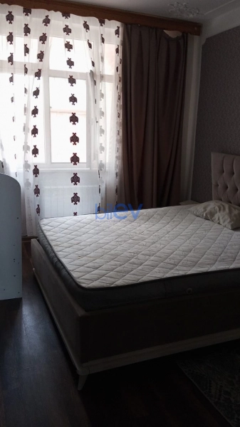 Aylıq Kirayə 2 otaqlı Köhnə Tikili bina evi  65m², Bakı