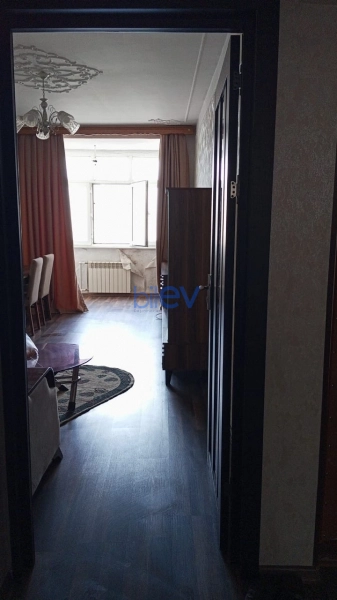 Aylıq Kirayə 2 otaqlı Köhnə Tikili bina evi  65m², Bakı