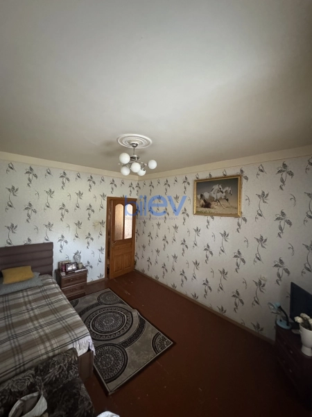 Satış 5 otaqlı Köhnə Tikili bina evi  100m², Bakı