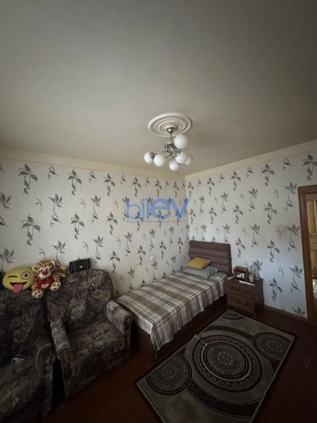 Satış 5 otaqlı Köhnə Tikili bina evi  100m², Bakı