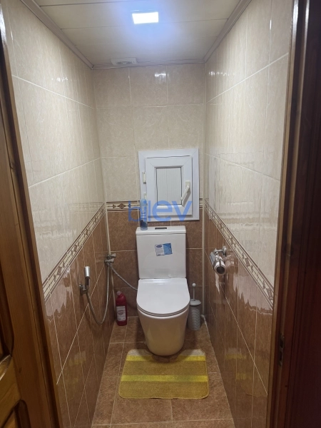 Satış 5 otaqlı Köhnə Tikili bina evi  100m², Bakı