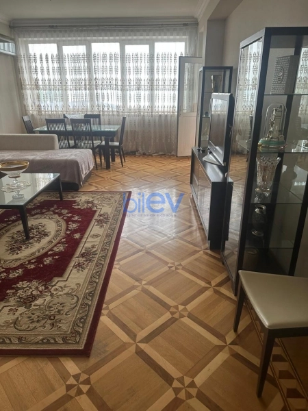 Aylıq Kirayə 5 otaqlı Yeni Tikili bina evi  160m², Bakı