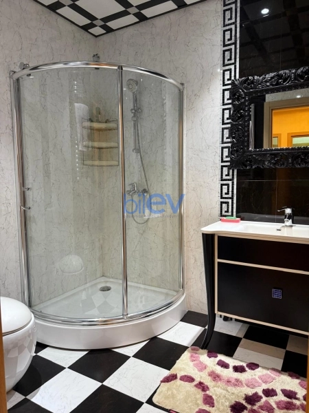 Aylıq Kirayə 4 otaqlı Yeni Tikili bina evi  191m², Bakı