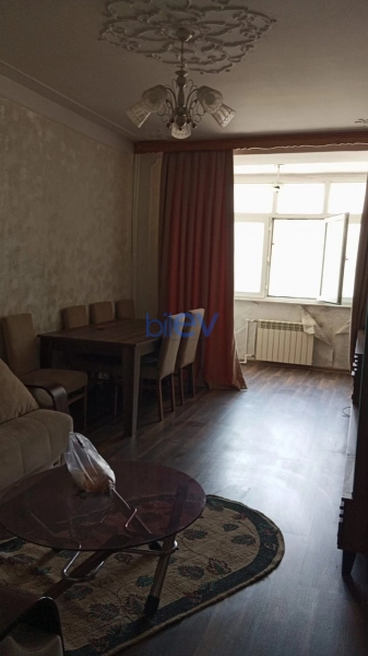 Aylıq Kirayə 2 otaqlı Köhnə Tikili bina evi  65m², Bakı