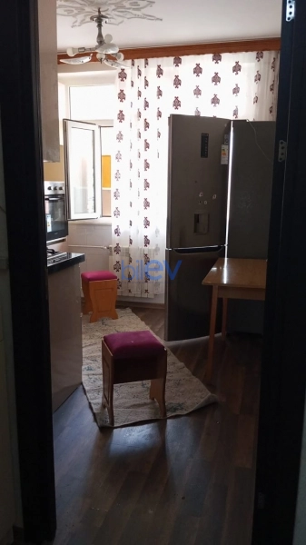 Aylıq Kirayə 2 otaqlı Köhnə Tikili bina evi  65m², Bakı