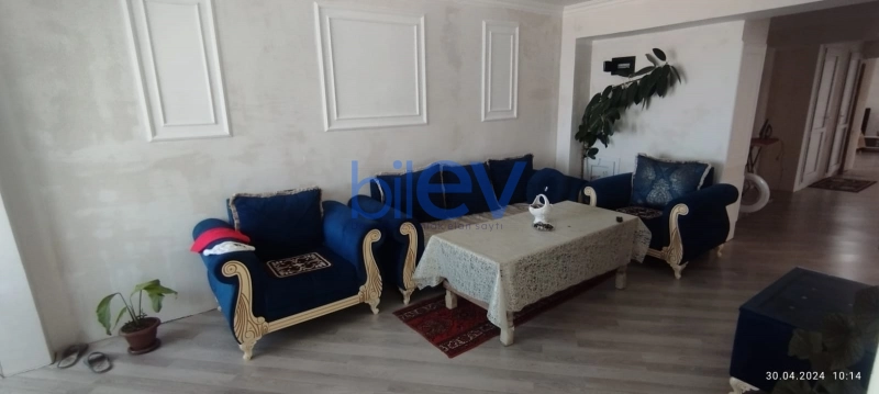 Aylıq Kirayə 3 otaqlı Yeni Tikili bina evi  100m², Bakı