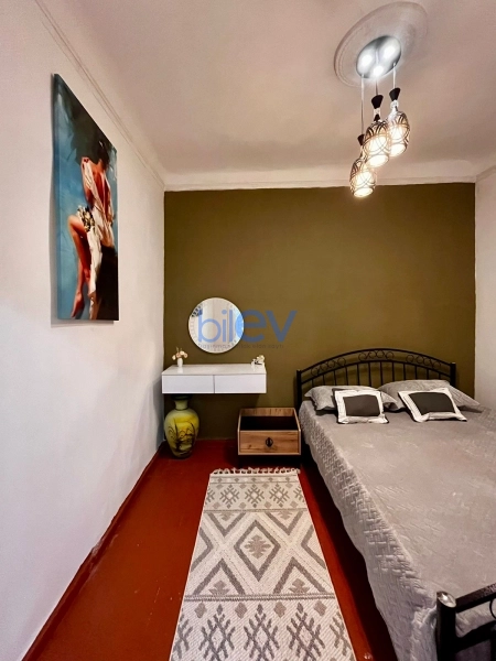 Aylıq Kirayə 3 otaqlı Köhnə Tikili bina evi  80m², Bakı