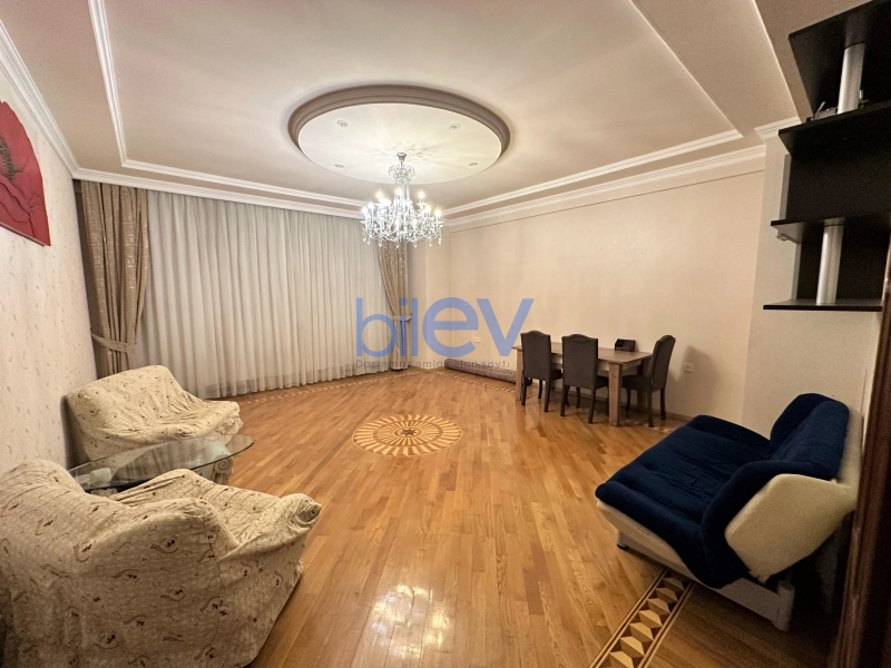 Aylıq Kirayə 3 otaqlı Yeni Tikili bina evi  145m², Bakı