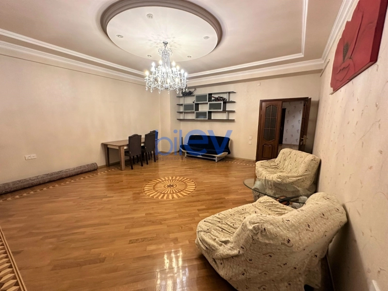 Aylıq Kirayə 3 otaqlı Yeni Tikili bina evi  145m², Bakı