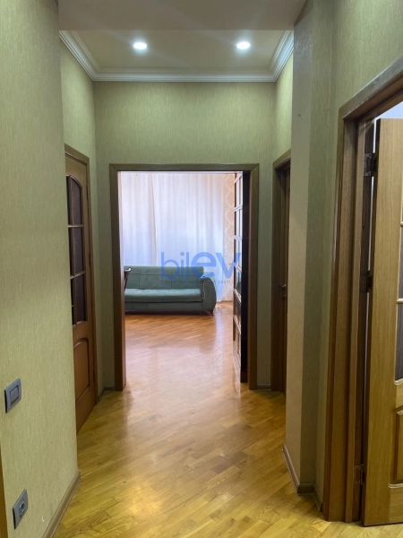 Aylıq Kirayə 2 otaqlı Yeni Tikili bina evi  60m², Bakı