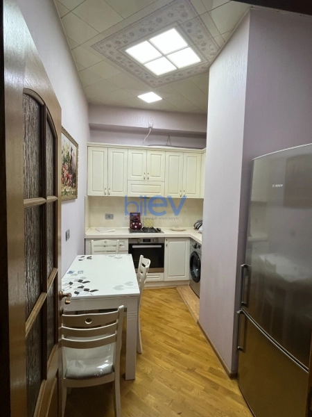 Aylıq Kirayə 2 otaqlı Yeni Tikili bina evi  60m², Bakı