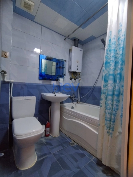 Aylıq Kirayə 2 otaqlı Köhnə Tikili bina evi  50m², Bakı