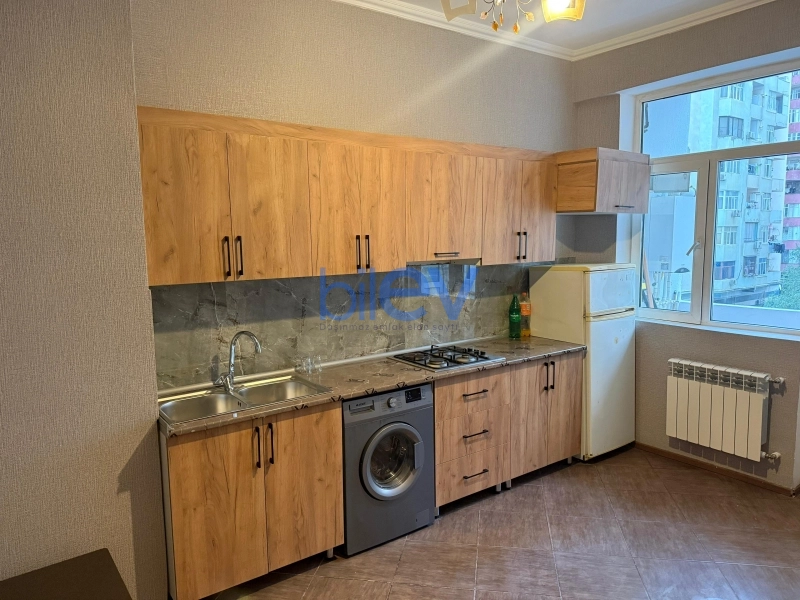 Aylıq Kirayə 1 otaqlı Yeni Tikili bina evi  62m², Bakı