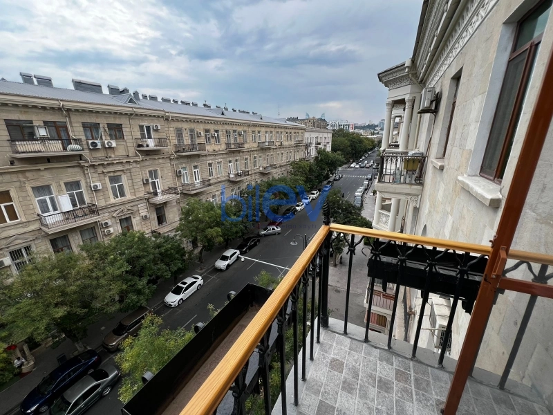 Aylıq Kirayə 2 otaqlı Köhnə Tikili bina evi  55m², Bakı