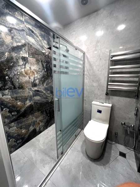 Aylıq Kirayə 2 otaqlı Köhnə Tikili bina evi  55m², Bakı