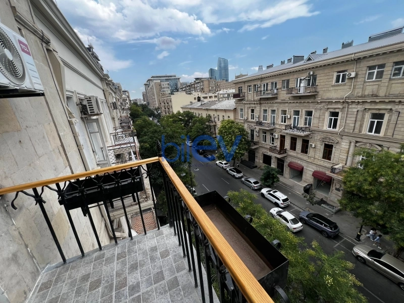 Aylıq Kirayə 2 otaqlı Köhnə Tikili bina evi  55m², Bakı