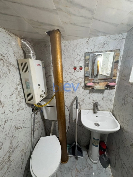 Aylıq Kirayə 1 otaqlı Köhnə Tikili bina evi  30m², Bakı