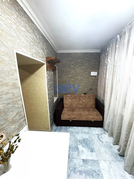 Aylıq Kirayə 1 otaqlı Köhnə Tikili bina evi  30m², Bakı