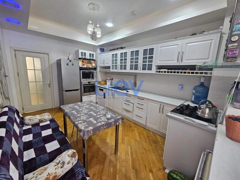 Satış 3 otaqlı Yeni Tikili bina evi  101m², Bakı