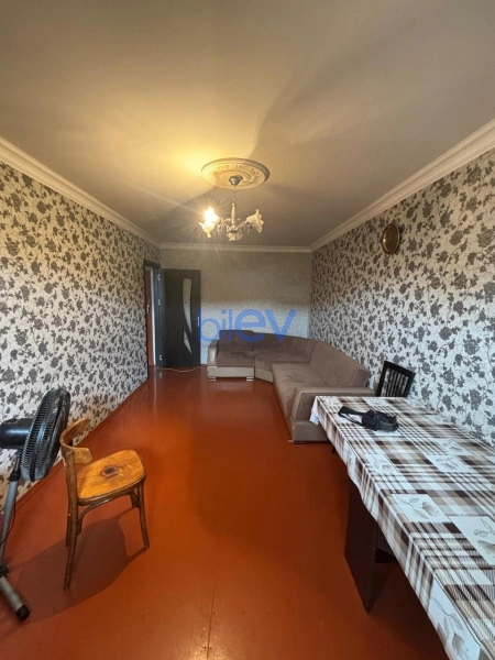 Satış 2 otaqlı Köhnə Tikili bina evi  41m², Xırdalan