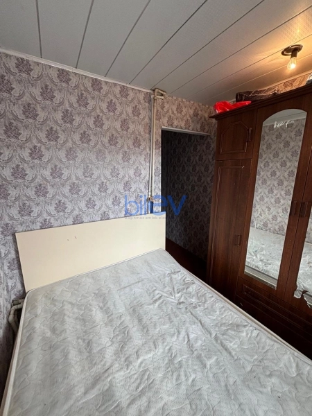Satış 2 otaqlı Köhnə Tikili bina evi  41m², Xırdalan