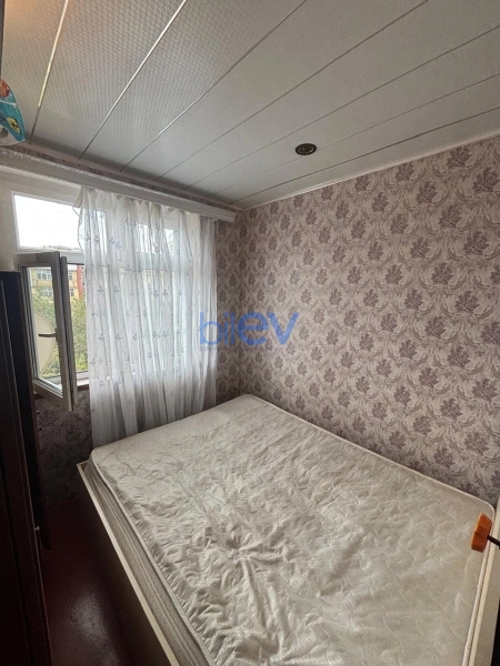 Satış 2 otaqlı Köhnə Tikili bina evi  41m², Xırdalan