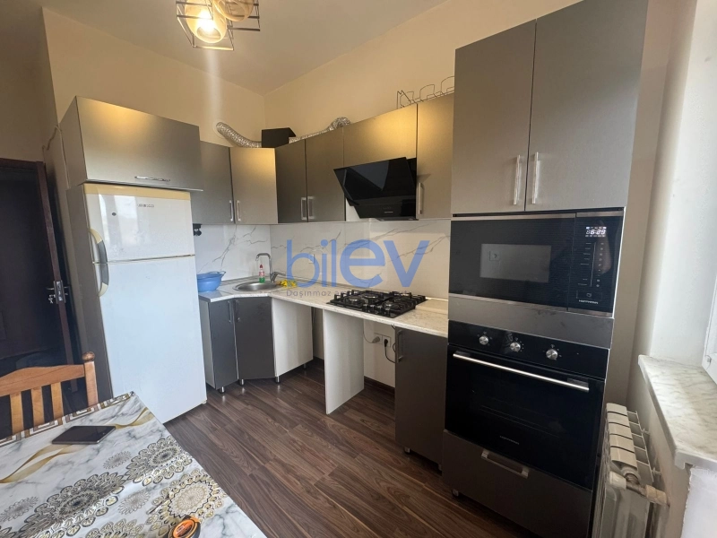 Aylıq Kirayə 1 otaqlı Yeni Tikili bina evi  42m², Bakı